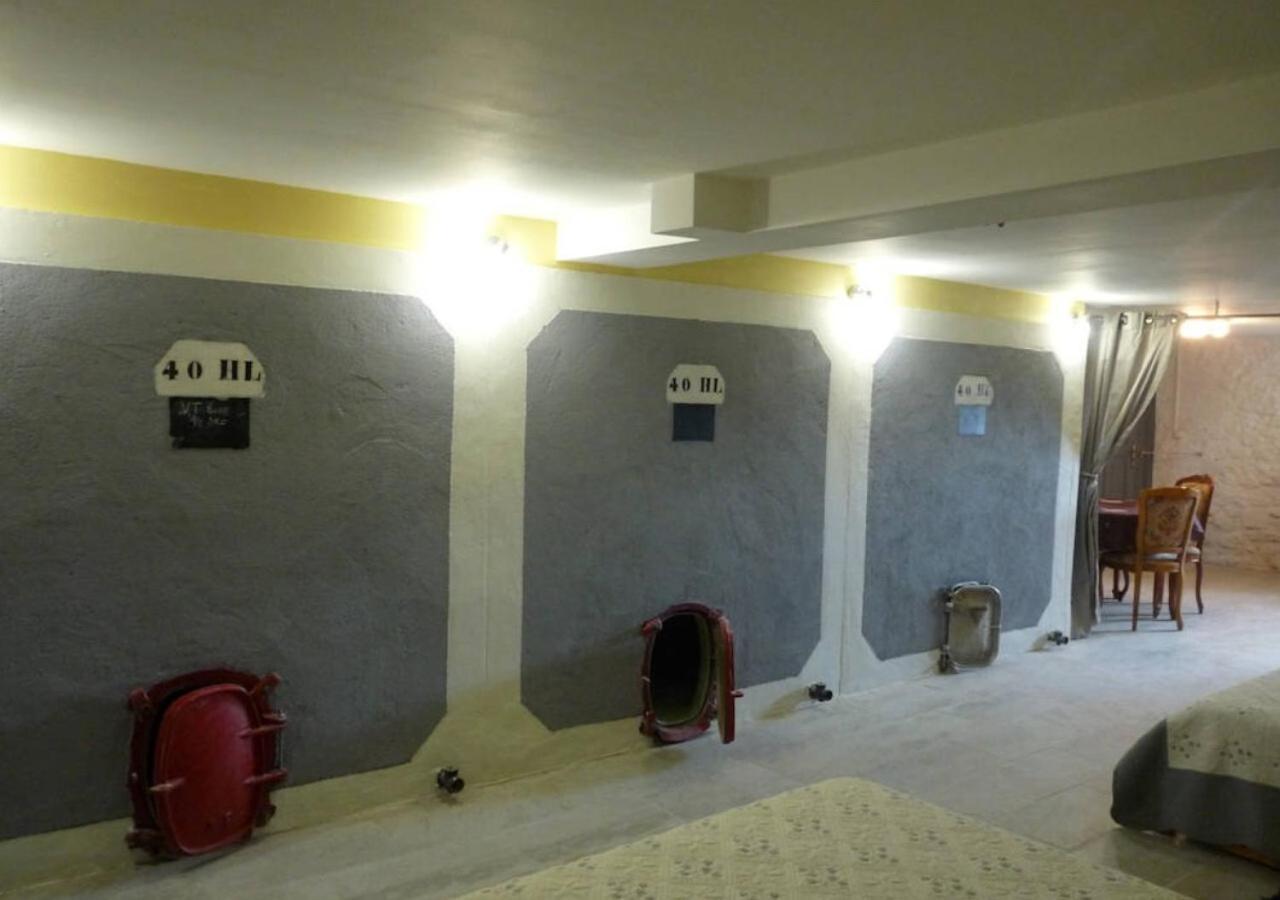 Le Logis Du Livier Hotel Saint-Georges-sur-Layon Room photo